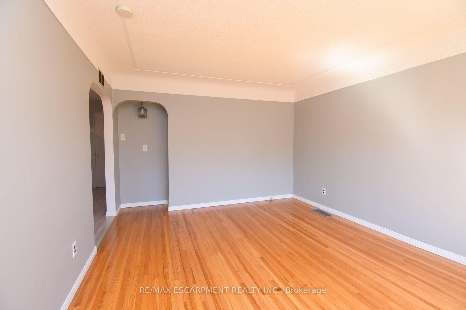 39 Chester Road • Hamilton, ON photo 33