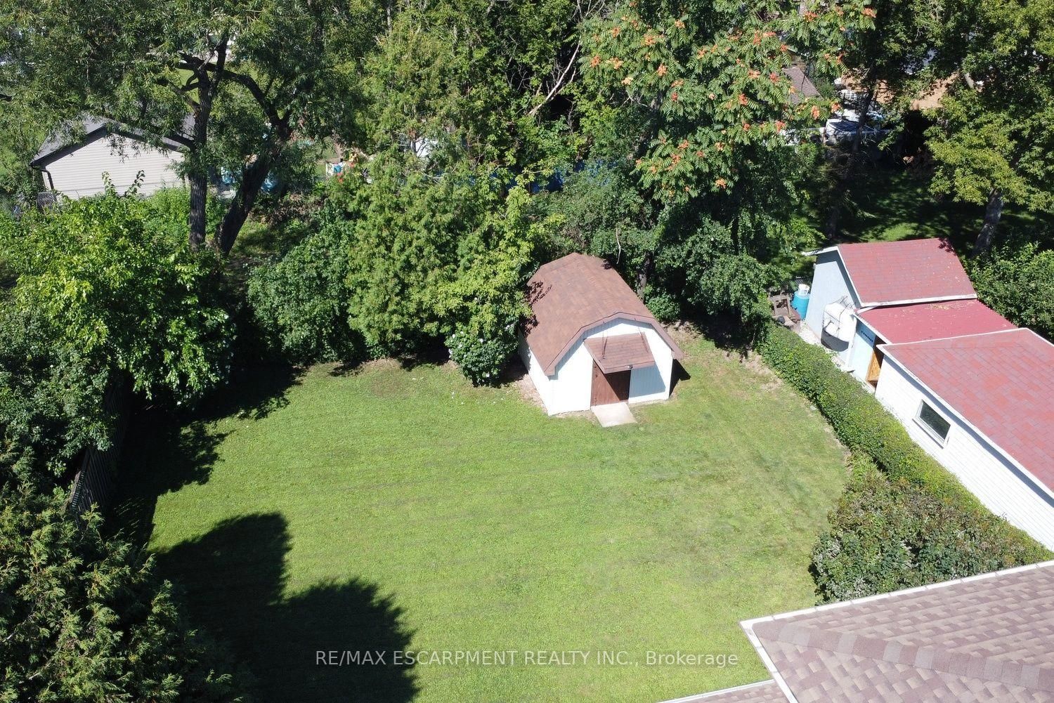 39 Chester Road • Hamilton, ON photo 7