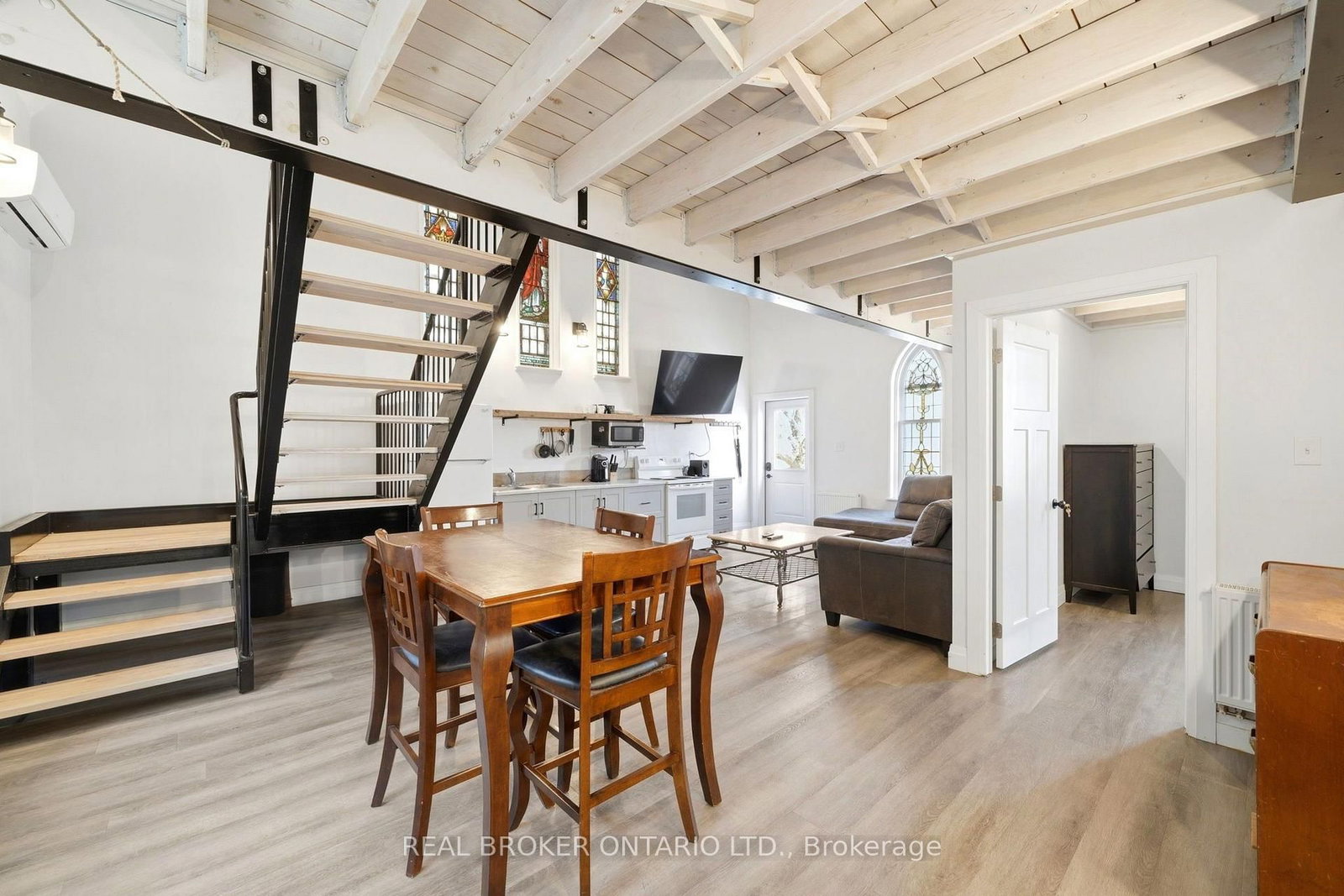 20 Mill Street E • Perth East, ON photo 12