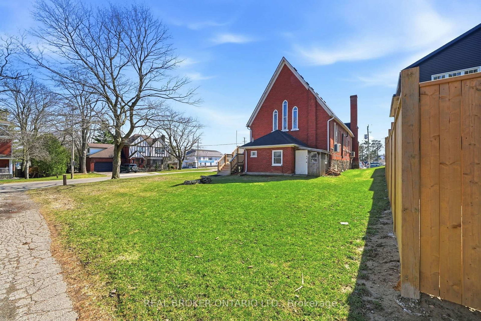 20 Mill Street E • Perth East, ON photo 28