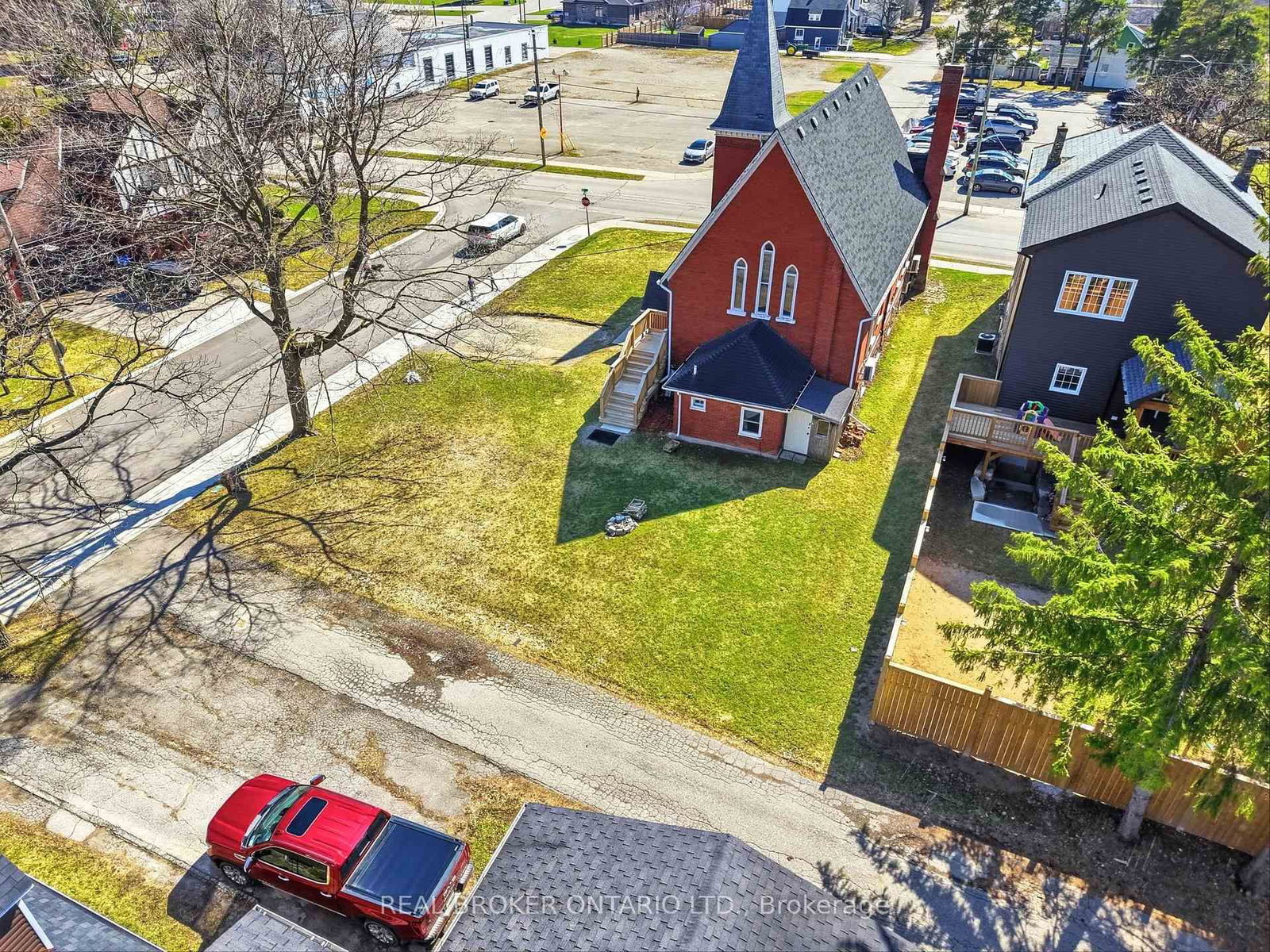 20 Mill Street E • Perth East, ON photo 29