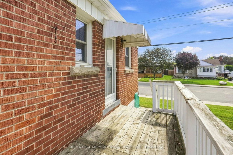 44 Green Meadow Road