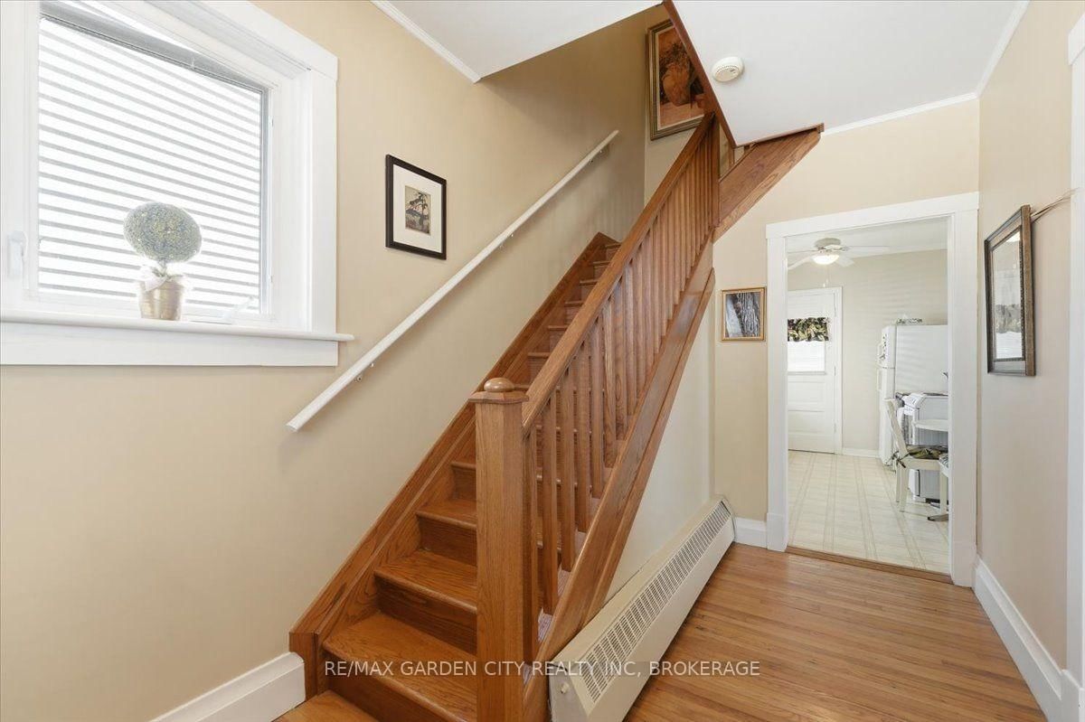 70 Lowell Avenue • St. Catharines, ON photo 14