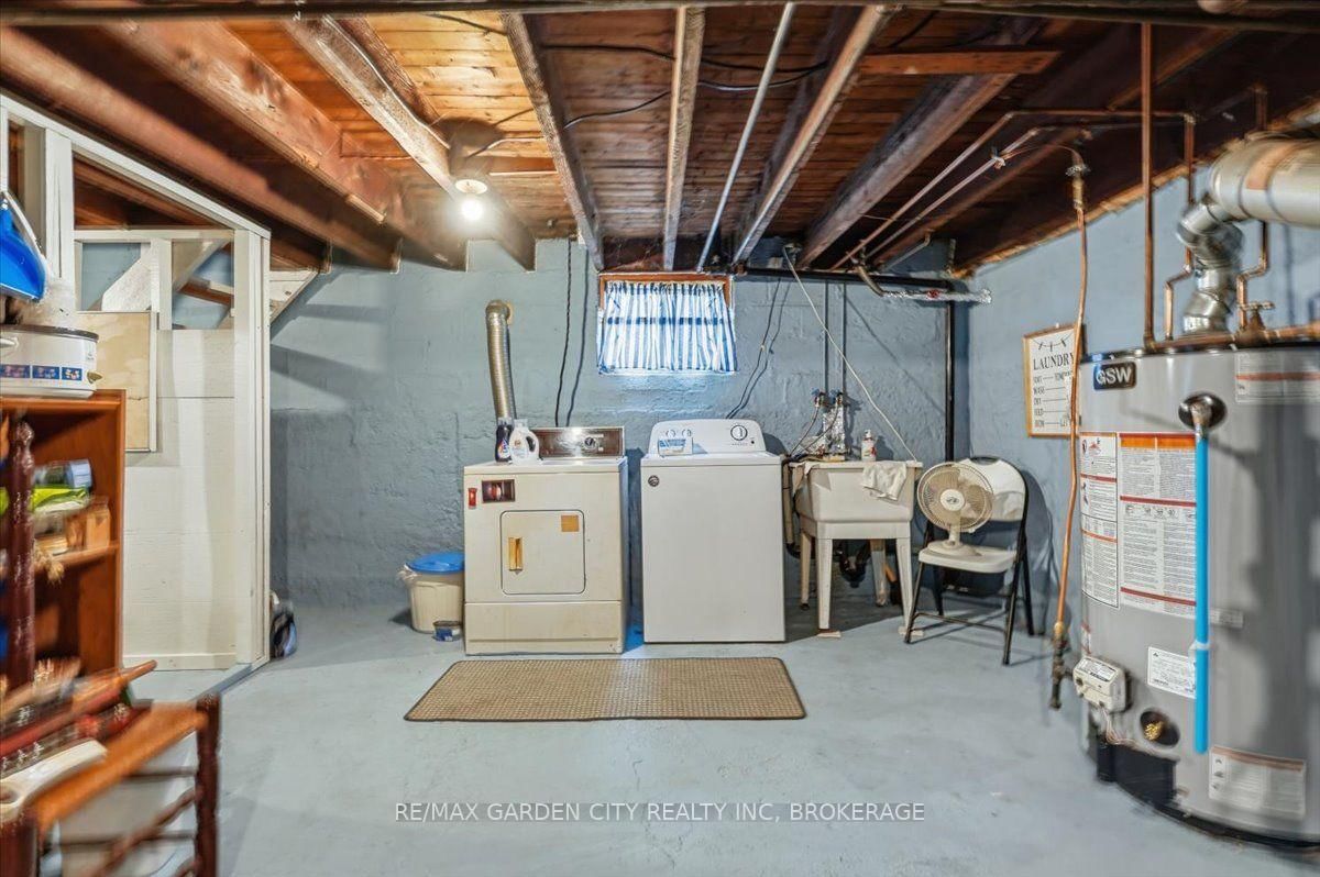 70 Lowell Avenue • St. Catharines, ON photo 22
