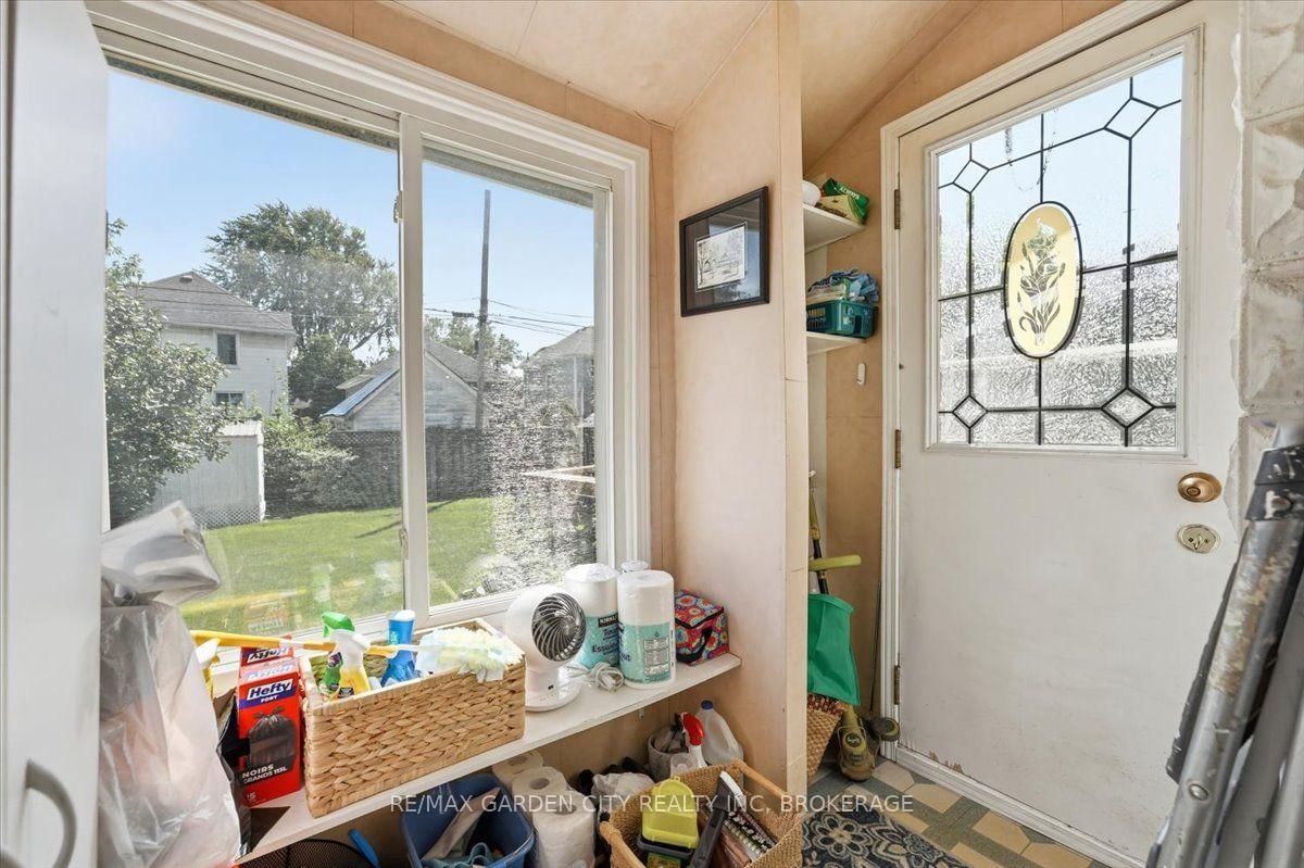 70 Lowell Avenue • St. Catharines, ON photo 23