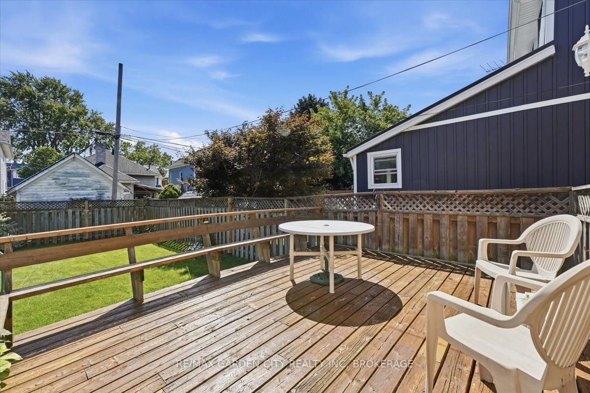 70 Lowell Avenue • St. Catharines, ON photo 25