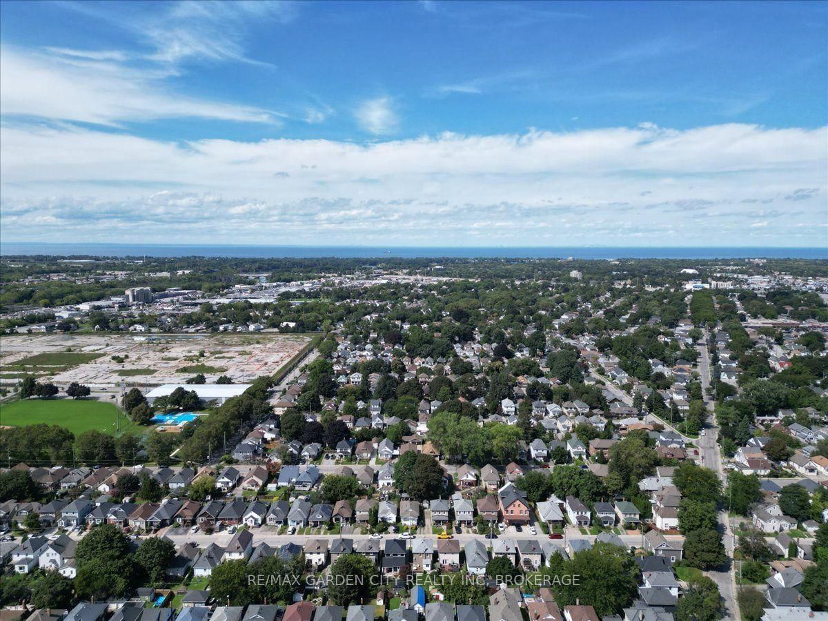 70 Lowell Avenue • St. Catharines, ON photo 38