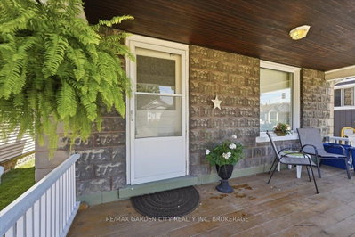 70 Lowell Avenue • St. Catharines, ON photo 4