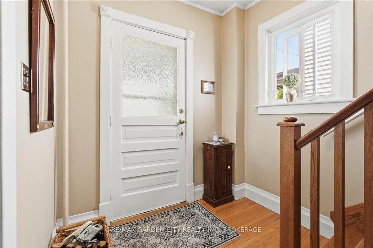 70 Lowell Avenue • St. Catharines, ON photo 6