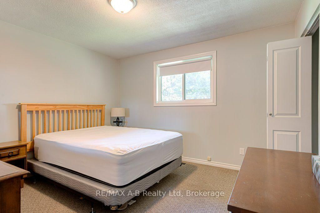 56 Brant Street • Stratford, ON photo 11