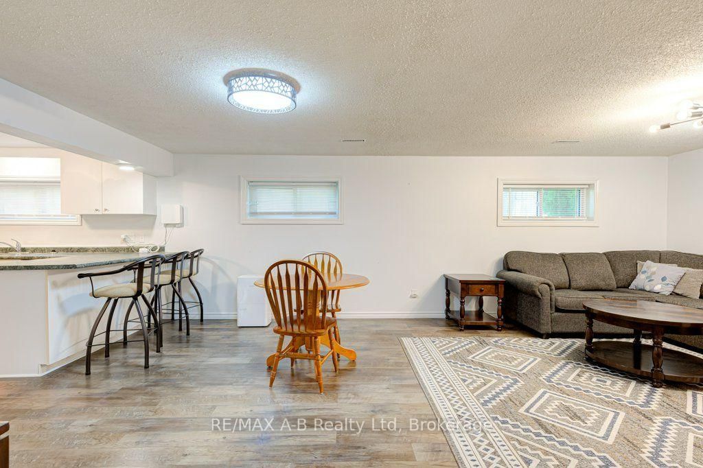 56 Brant Street • Stratford, ON photo 19