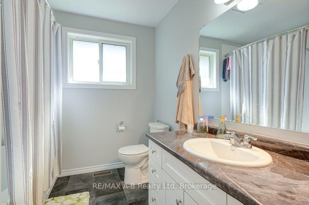 56 Brant Street • Stratford, ON photo 6