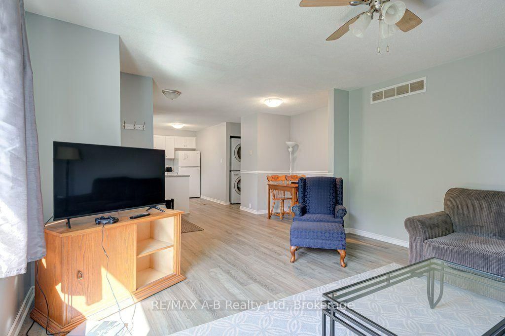 56 Brant Street • Stratford, ON photo 9