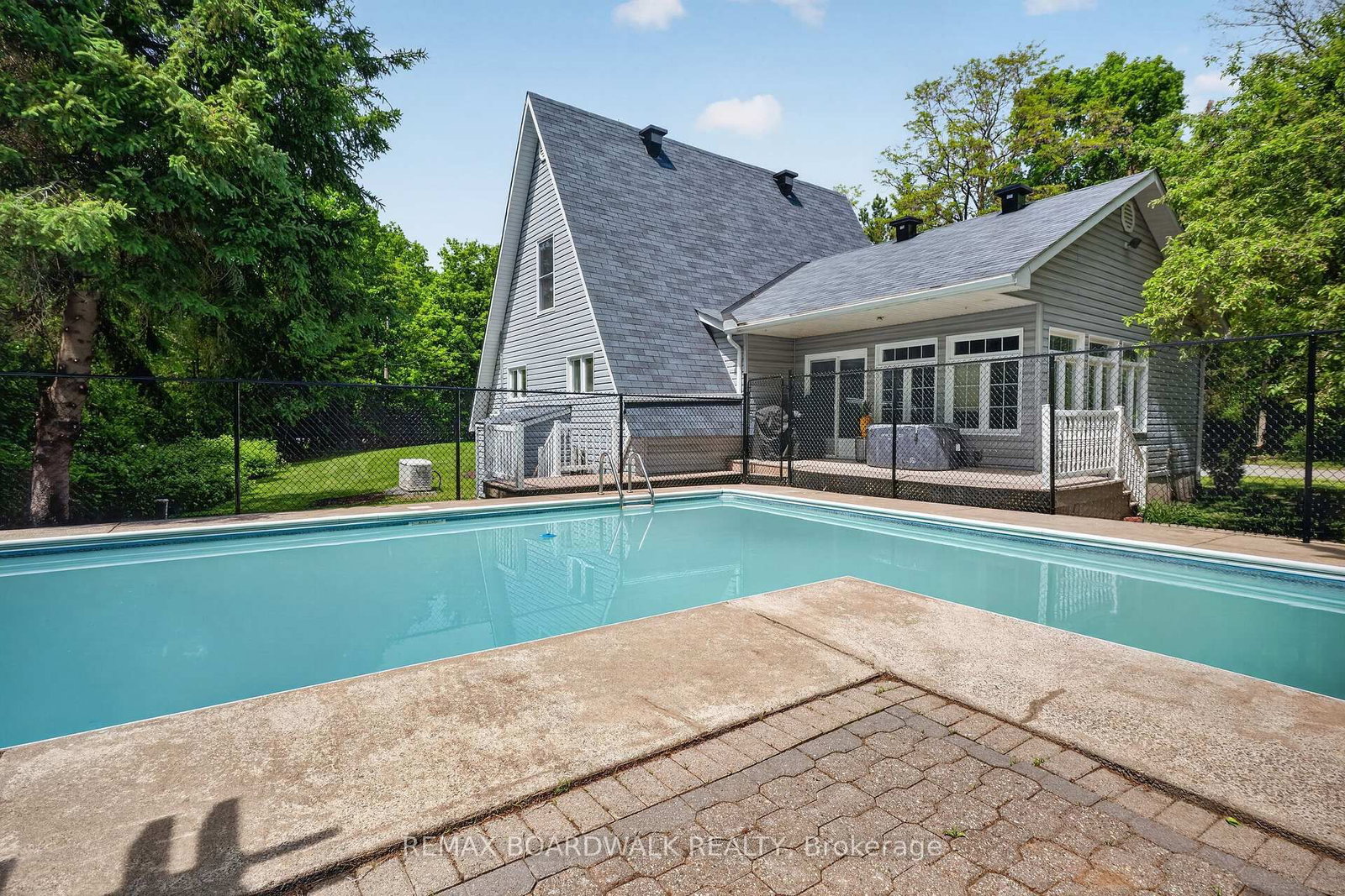 14930 Concession 10-11 Road • North Stormont, ON photo 25