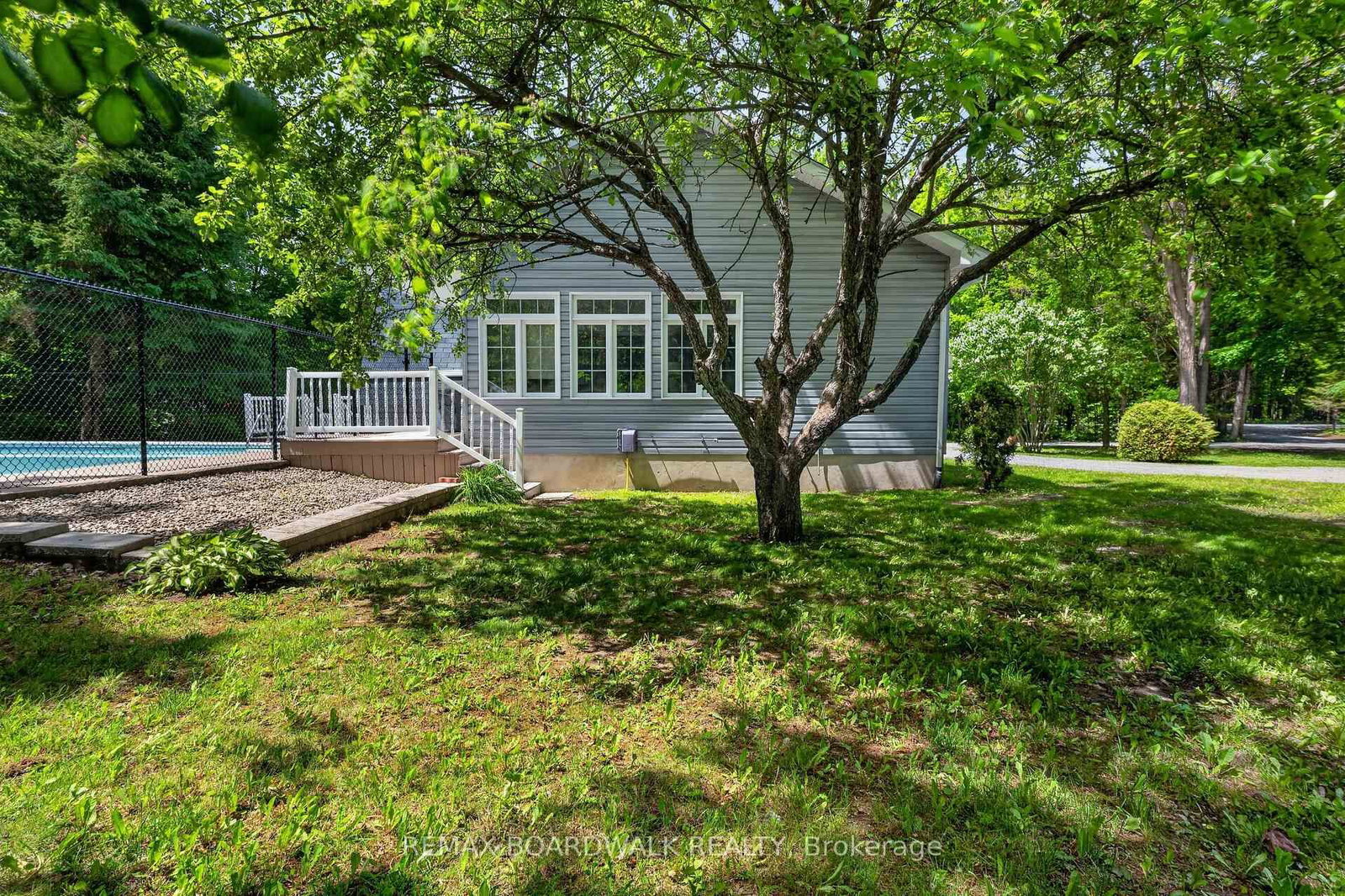 14930 Concession 10-11 Road • North Stormont, ON photo 30