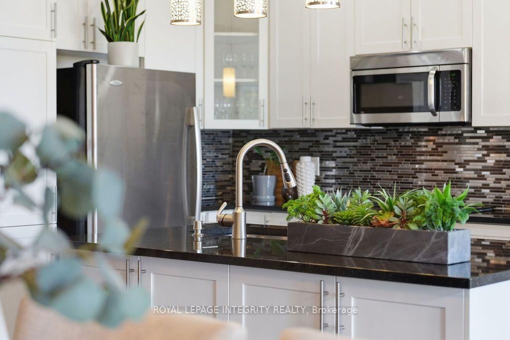 565 Remnor Avenue • Ottawa, ON photo 18