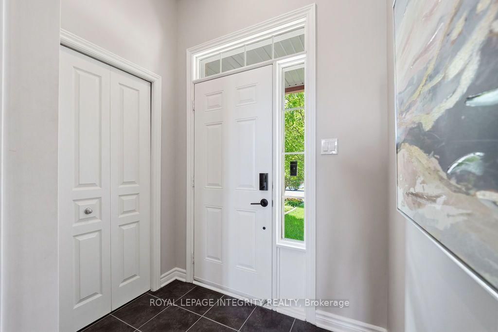565 Remnor Avenue • Ottawa, ON photo 4
