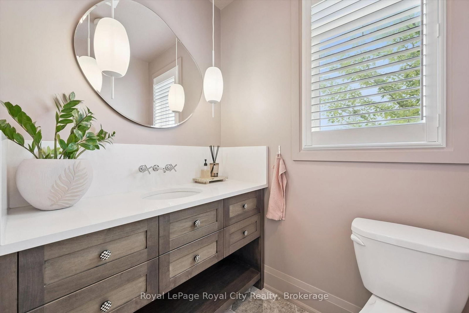 22 Hilltop Road • Guelph, ON photo 21