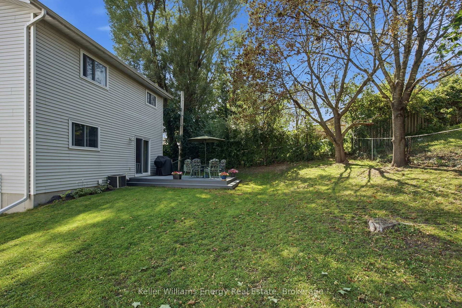 216 Gallagher Street • Peterborough, ON photo 40