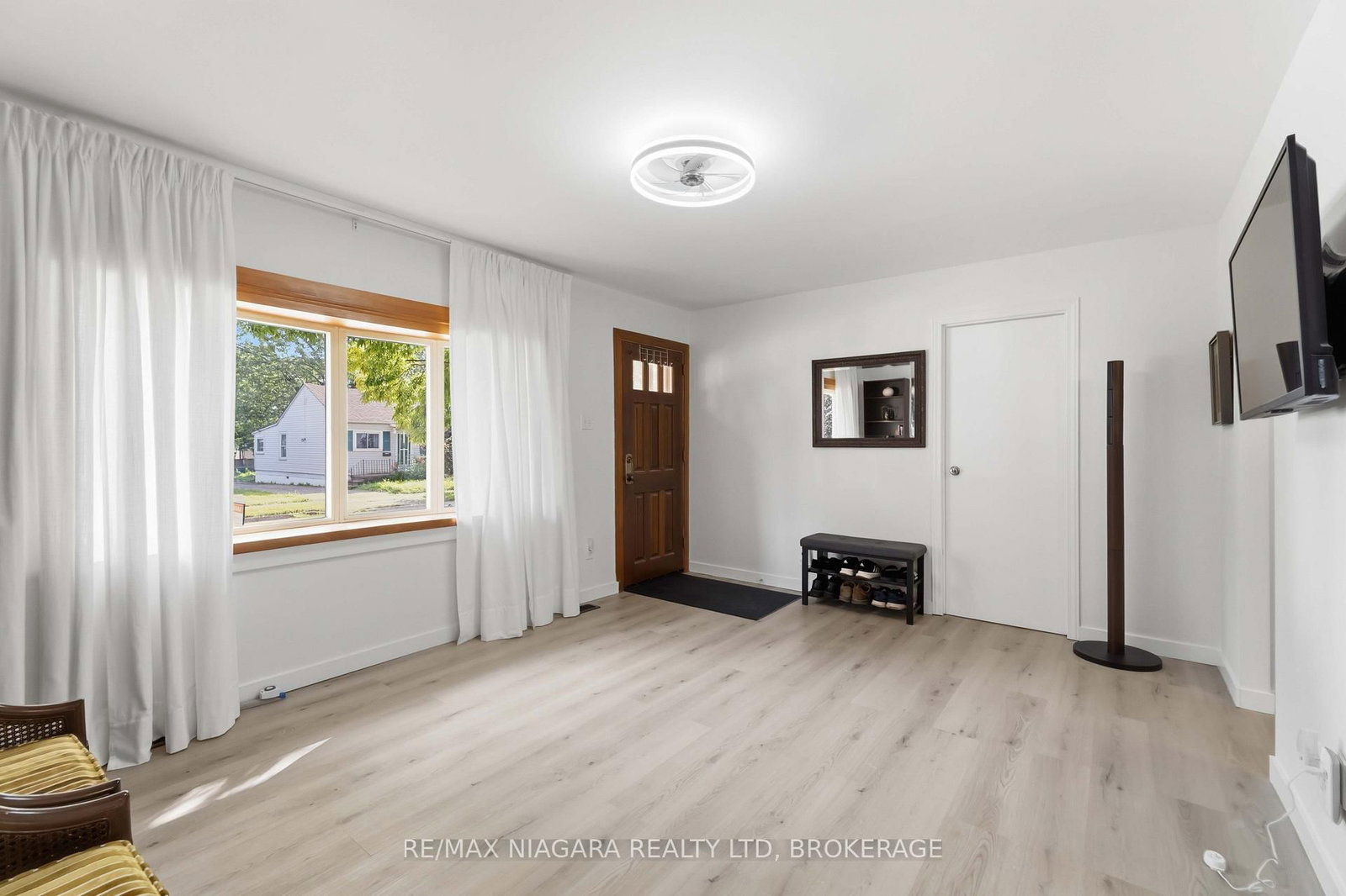 6317 Churchill Street • Niagara Falls, ON photo 9