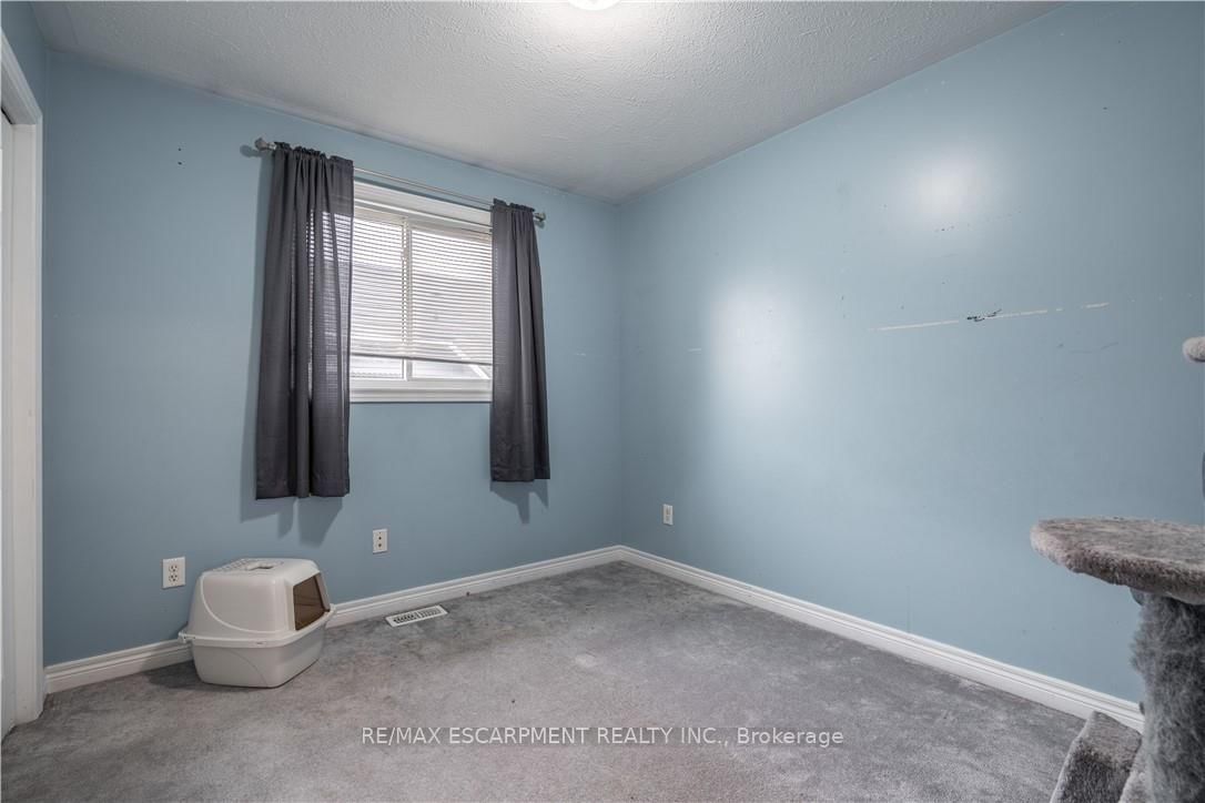 25 Donna Drive • Haldimand, ON photo 15