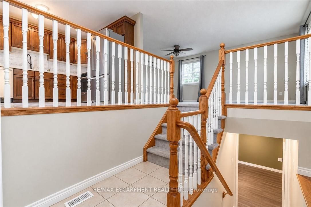 25 Donna Drive • Haldimand, ON photo 7