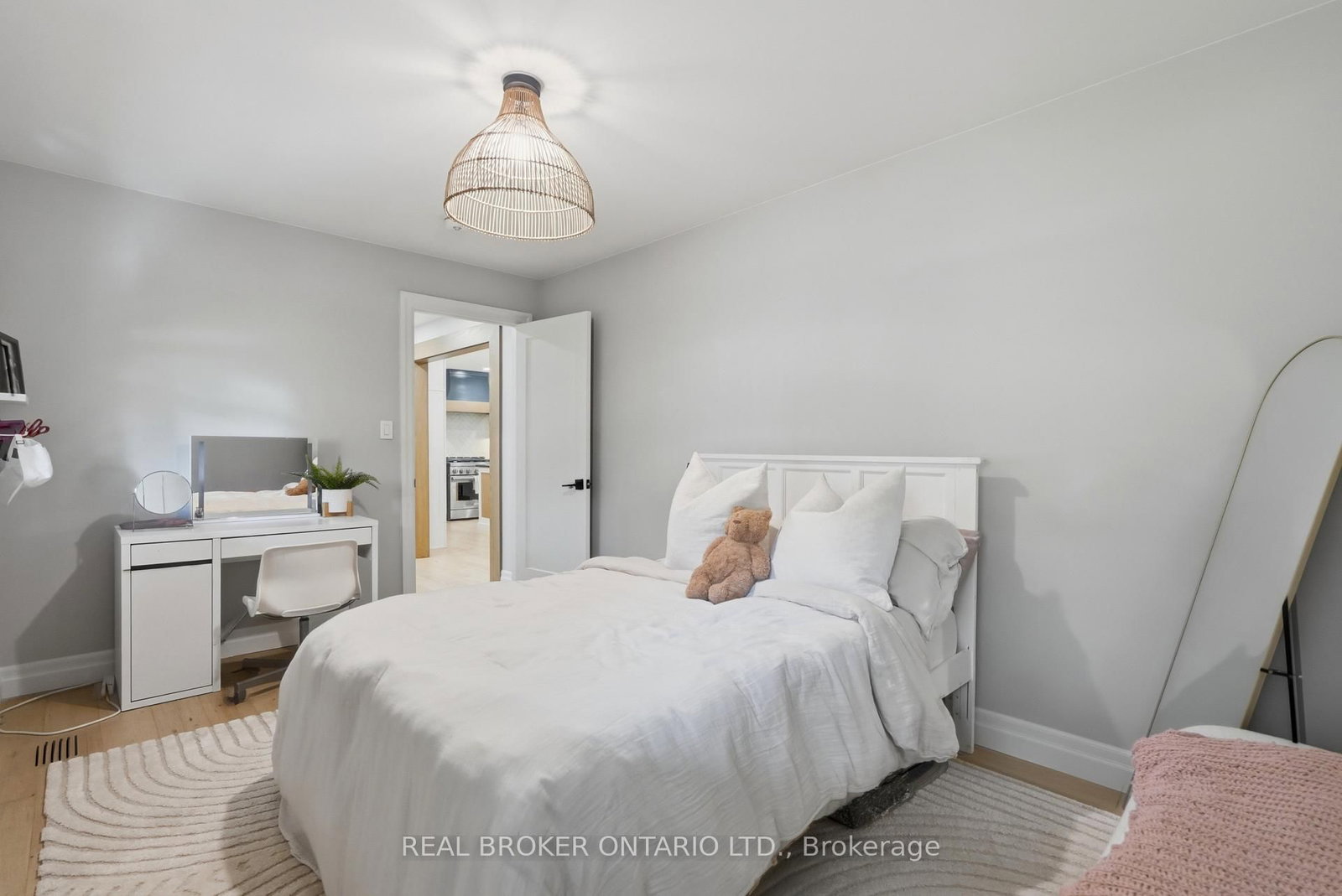 54 Mayfair Avenue • Hamilton, ON photo 27