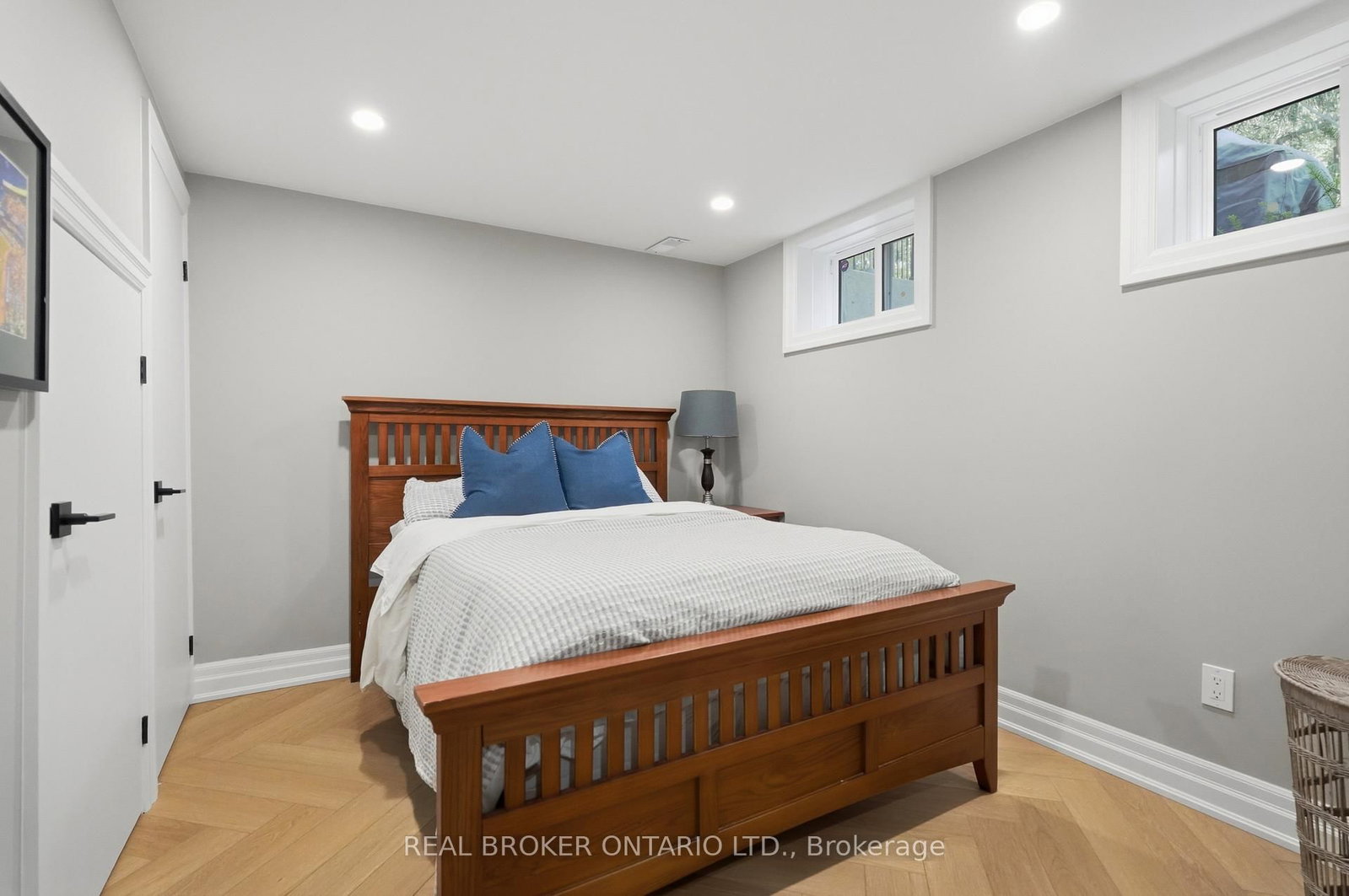 54 Mayfair Avenue • Hamilton, ON photo 35
