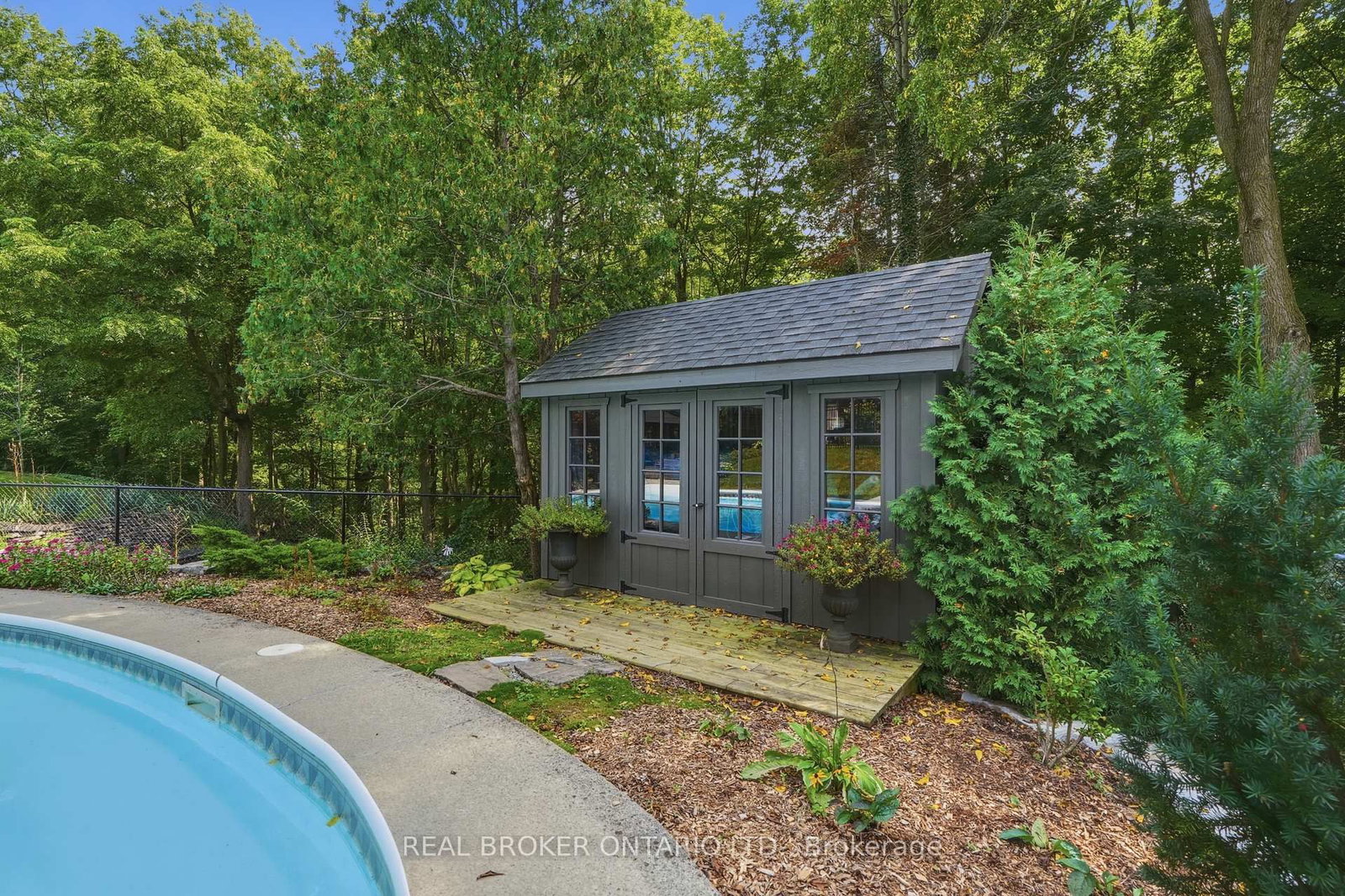 54 Mayfair Avenue • Hamilton, ON photo 42