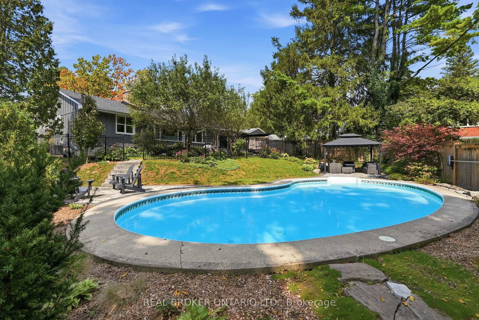 54 Mayfair Avenue • Hamilton, ON photo 43