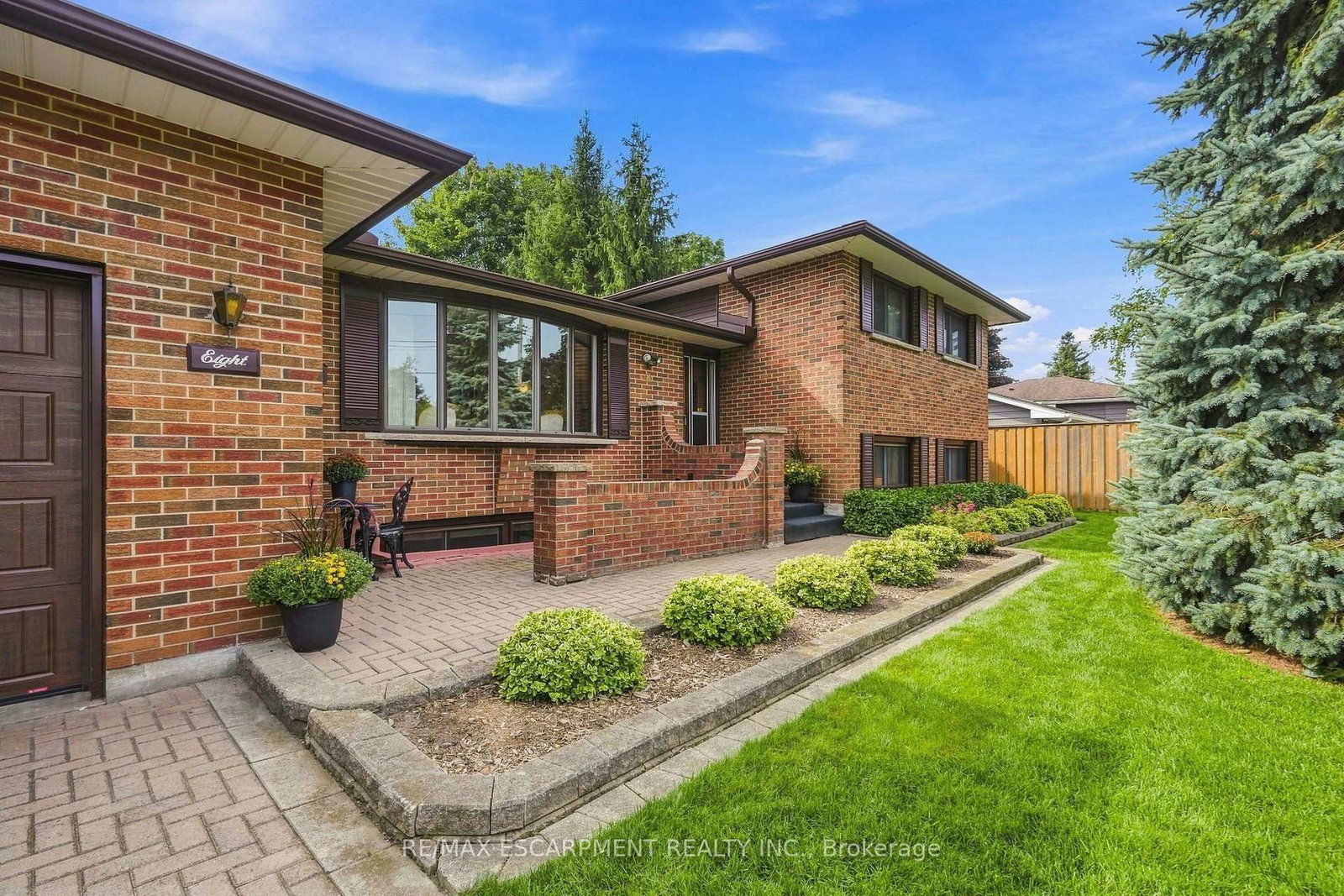 8 Norbert Street • Kitchener, ON photo 3