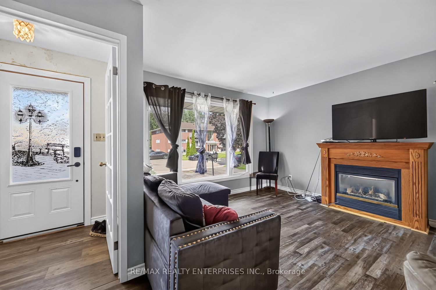 855 Howe Terrace • Prescott, ON photo 4