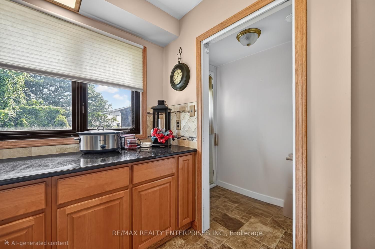 855 Howe Terrace • Prescott, ON photo 8