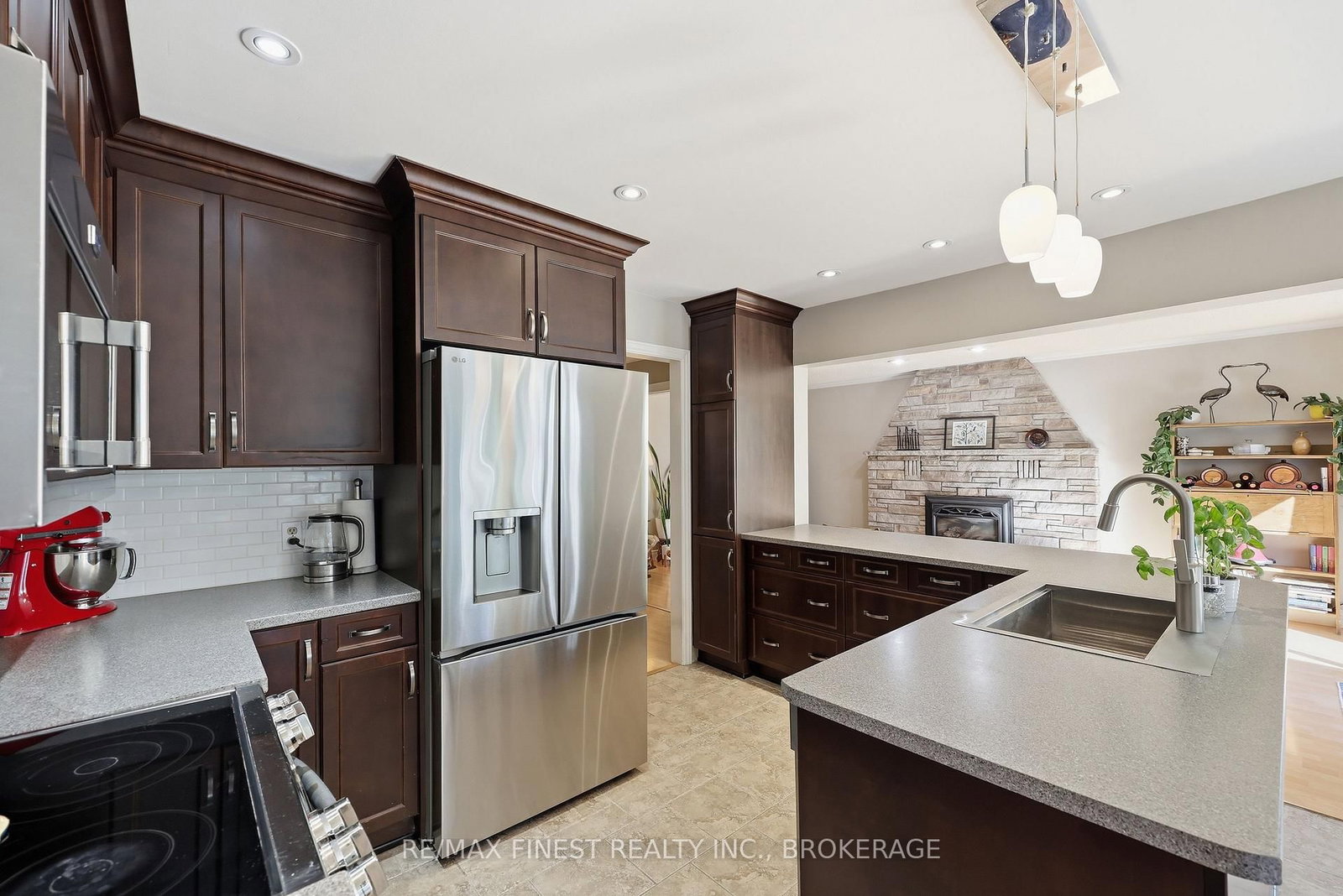 844 PURCELL Crescent • Kingston, ON photo 10