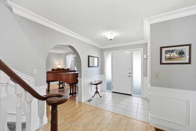 844 PURCELL Crescent • Kingston, ON photo 5