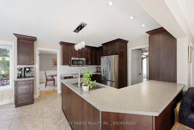 844 PURCELL Crescent • Kingston, ON photo 8