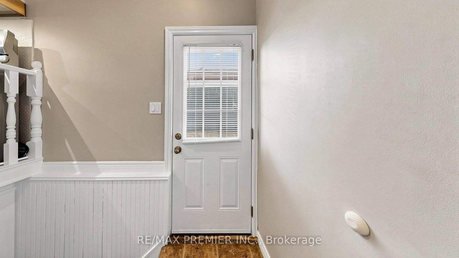 27 Cambridge Avenue • Hamilton, ON photo 18
