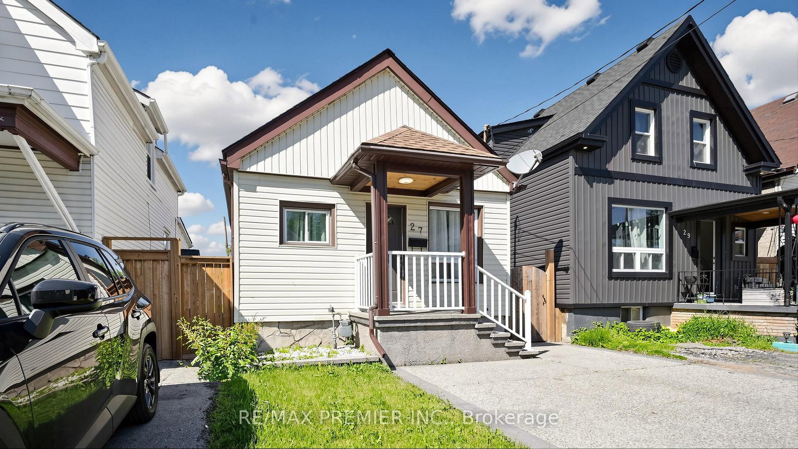 27 Cambridge Avenue • Hamilton, ON photo 3
