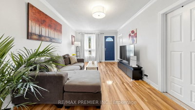 27 Cambridge Avenue • Hamilton, ON photo 5
