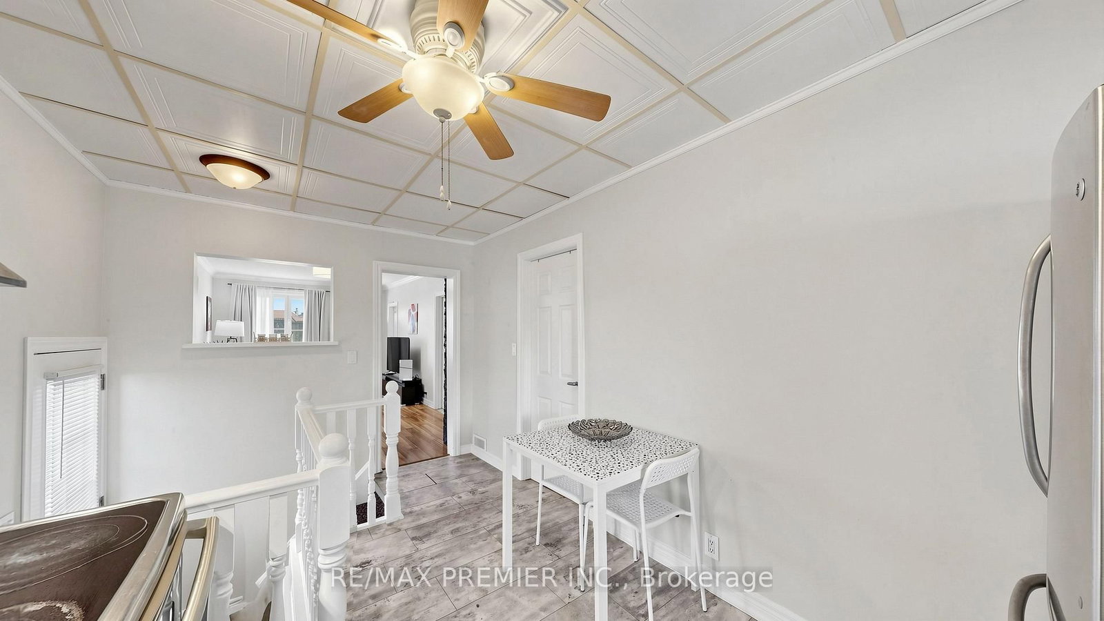 27 Cambridge Avenue • Hamilton, ON photo 9