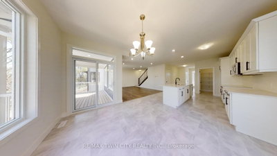 108 CHRISTOPHER Court • London South, ON photo 6