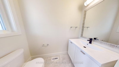 108 CHRISTOPHER Court • London South, ON photo 9