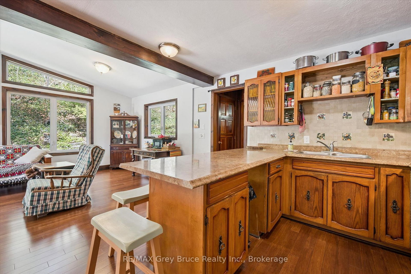 25 Shoreline Drive • Northern Bruce Peninsula, ON photo 16