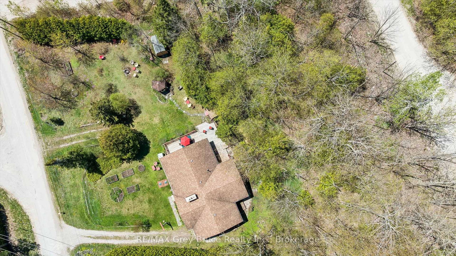 25 Shoreline Drive • Northern Bruce Peninsula, ON photo 33