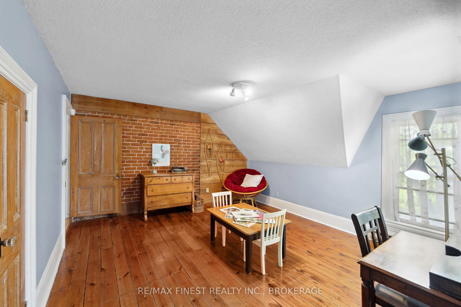 4876 County Road 6 • Yarker, ON photo 18