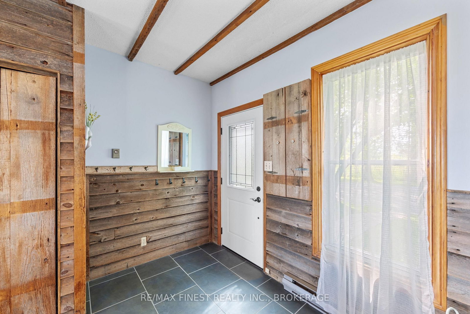 4876 County Road 6 • Yarker, ON photo 6