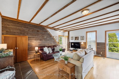 4876 County Road 6 • Yarker, ON photo 7