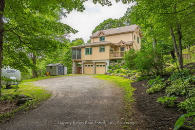 34 Logging Trail • Huntsville, ON photo 8