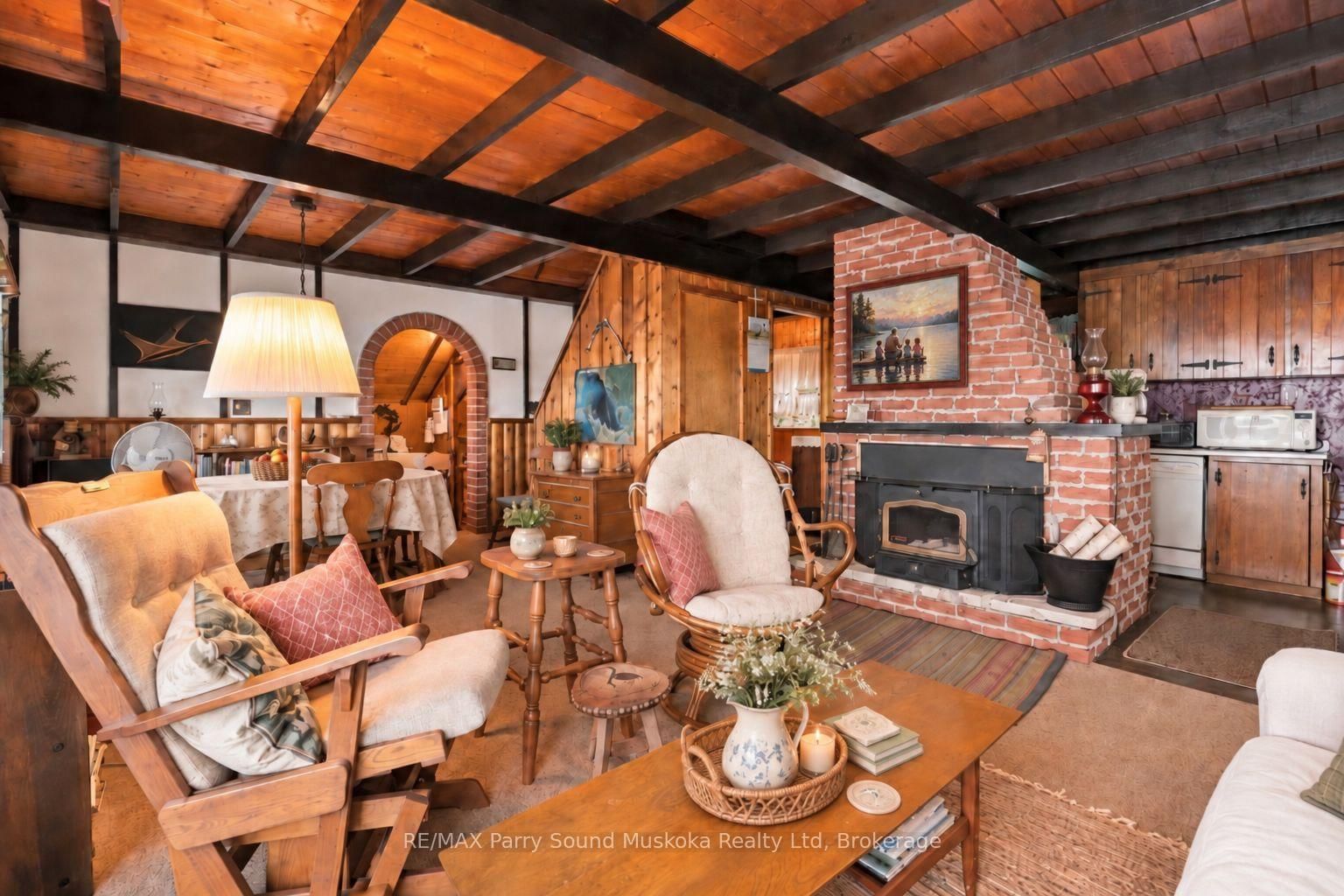 334 Healey Lake • The Archipelago, ON photo 10