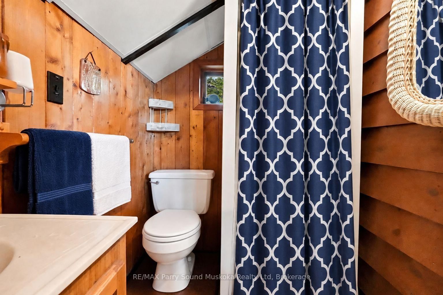 334 Healey Lake • The Archipelago, ON photo 15